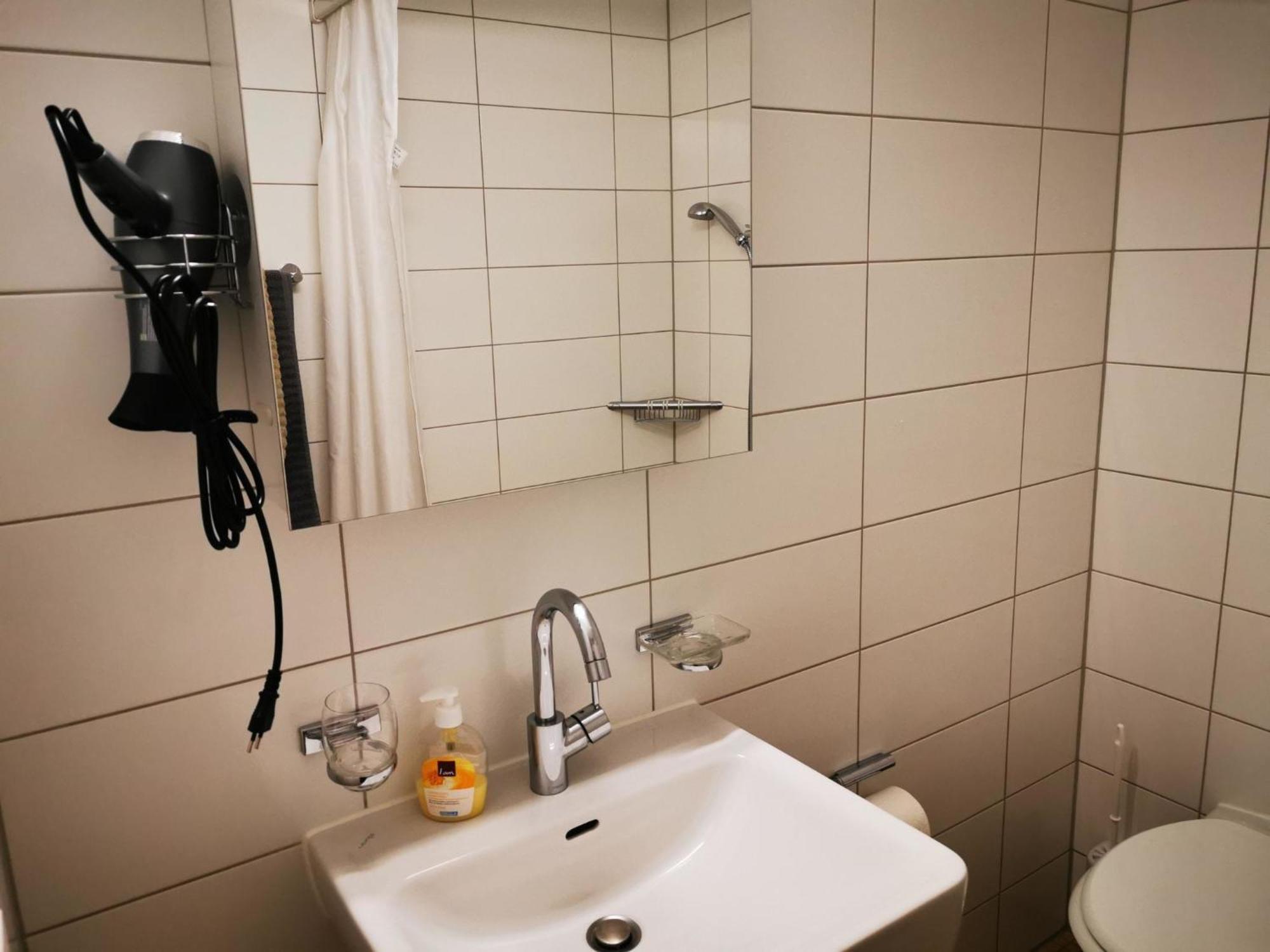 Apartment B&B Am Berntor By Interhome トゥーン エクステリア 写真